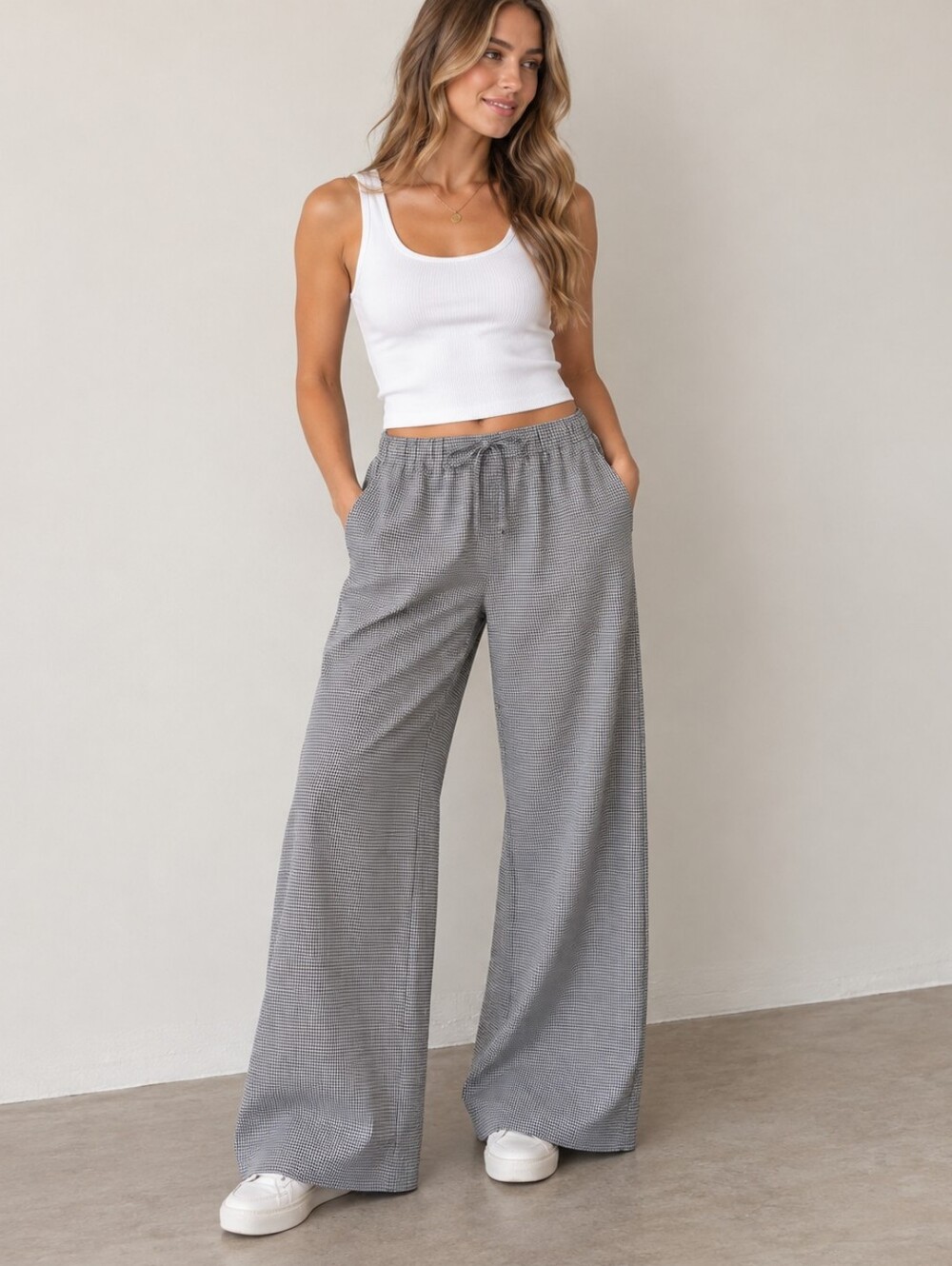 NWOT Aritzia Wide-Leg Grid Pull-On Pants